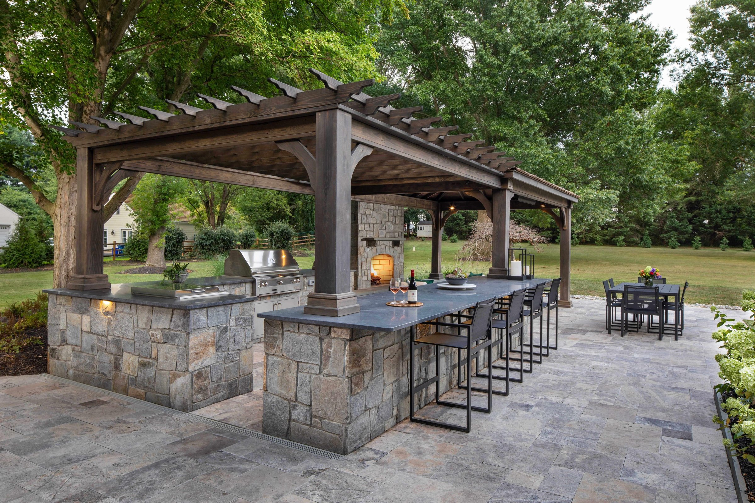 How to Create Shade Without Sacrificing Beauty: Designing Comfortable Outdoor Spaces for Summer Living
