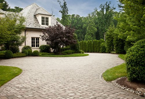 paverdriveway-cropped.jpg