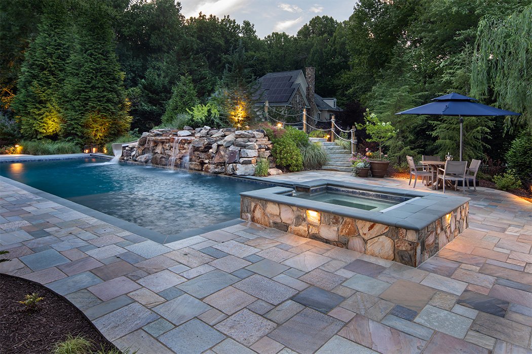 5 Signature Outdoor Features That Elevate a Northern Virginia Garden