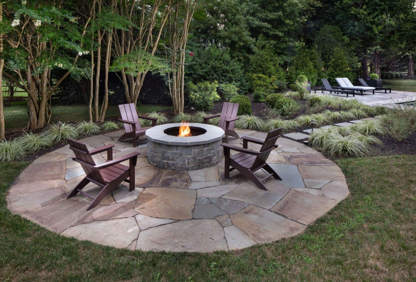 Fall for Comfort: Outdoor Living Trends 2024